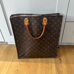 Authentic Louis Vuitton Plat Cloth Tote.
